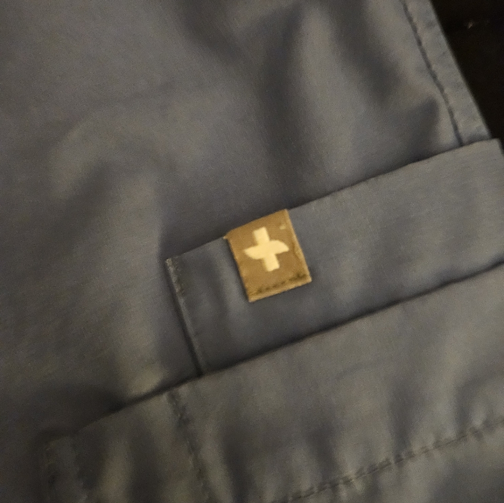 Figs Technical Collection In Gradient Light Blue:… - image 4